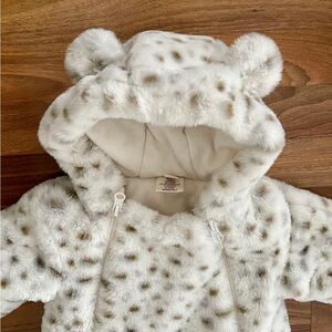 First Wish | Snow Leopard Faux Fur Bunting | 6-9M NWOT